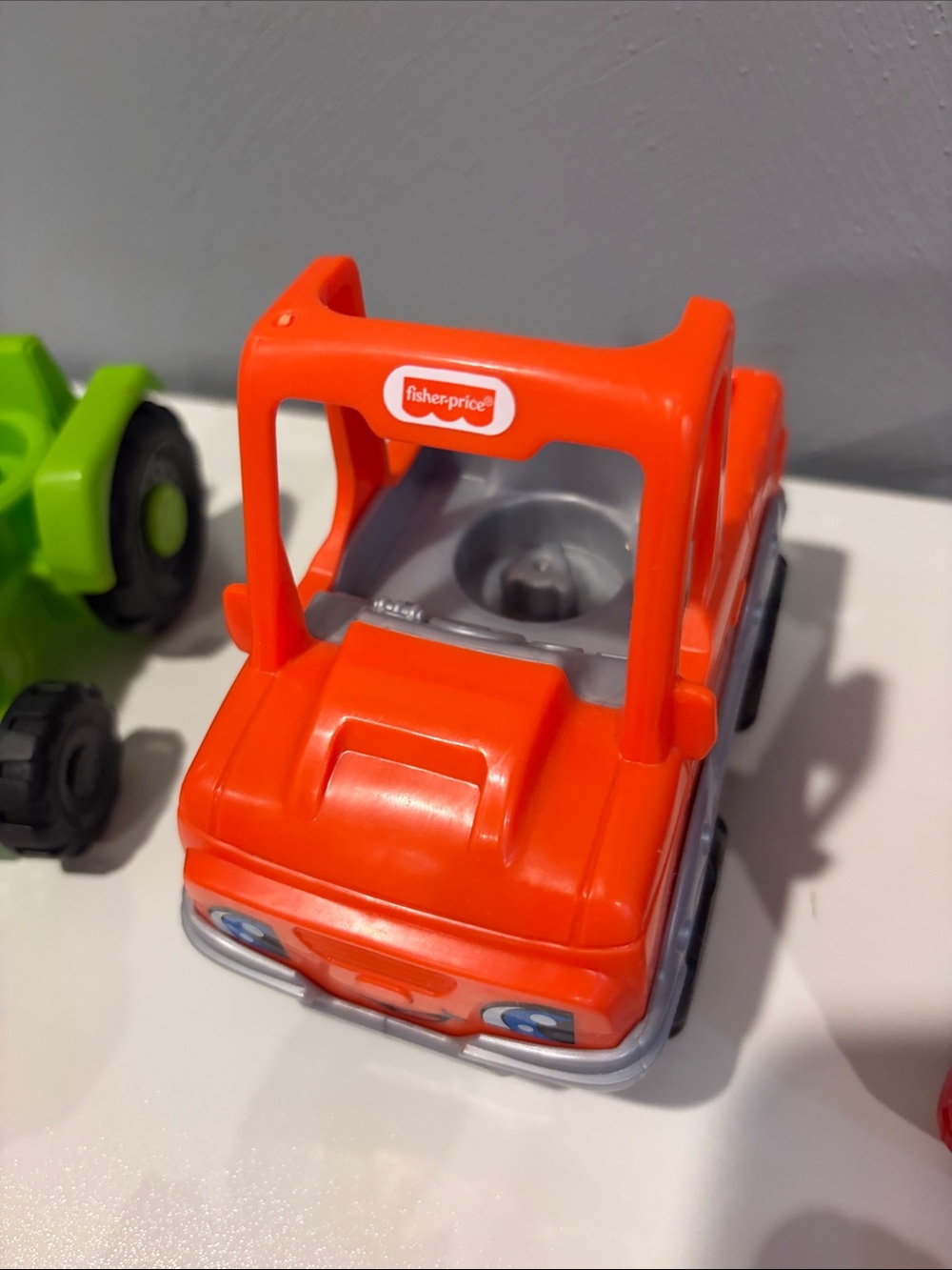 Fisher-Price Little People figures and vehicles lot - Picture 3 of 13